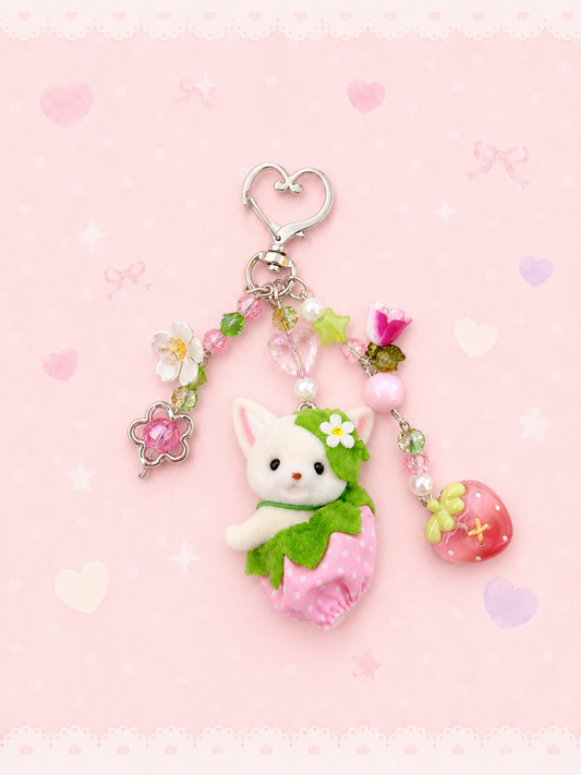 🍓 Strawberry Kitty Calico Critter Charm Keychain 🎀✨